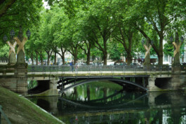 EINE STRASSE